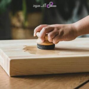 ضد آب کردن چوب با روغن بهتر است یا لاک؟


